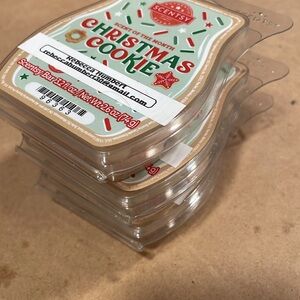 Scentsy Gold and Red Holiday Candle